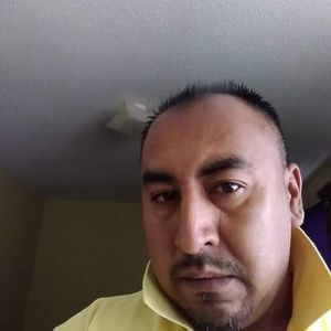 Meet your Posher, Ismael